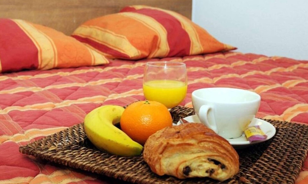 Villarodin-Bourget Apartment | 100m from resort center, swimming pool, balcony, tv, ski locker, 30m², La Norma