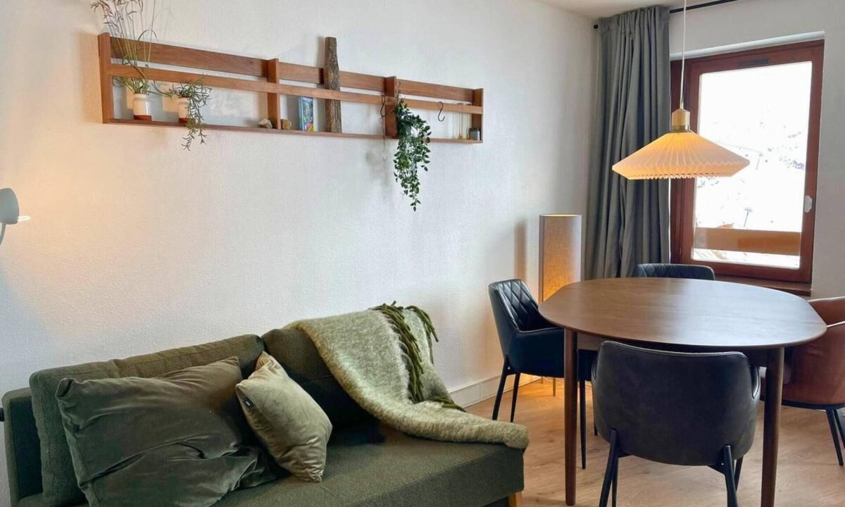 Reberty Apartment | 100m from shops, 8th floor, balcony, tv, 50m², Les Menuires
