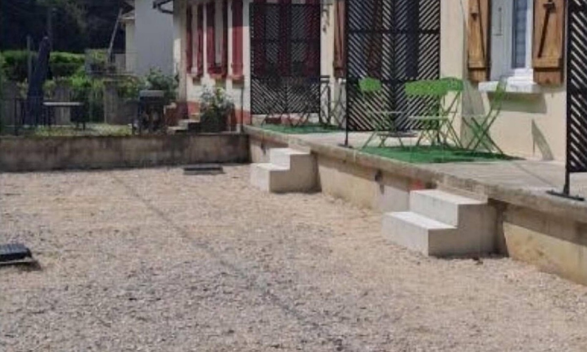 Damparis Apartment | 2 adjoining apartments - "To each his own" +Private parking lot