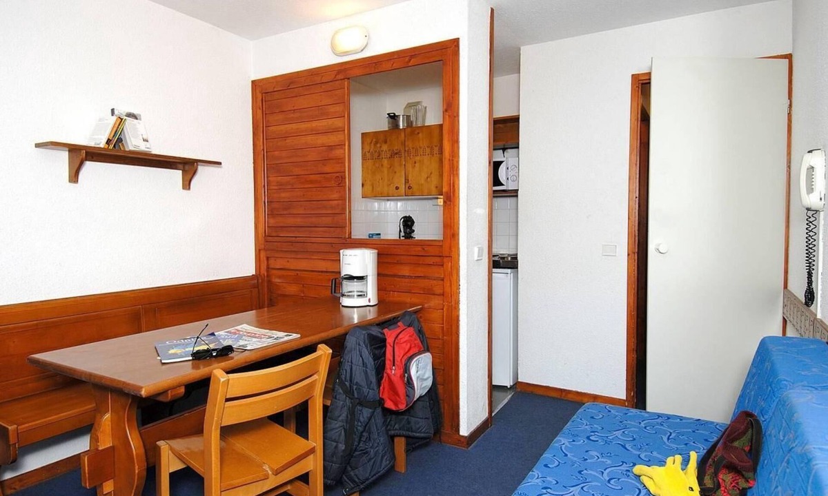 Val-d'Isere Apartment | 200m from resort center, balcony, tv, ski locker, 26-30m², Val d'Isère
