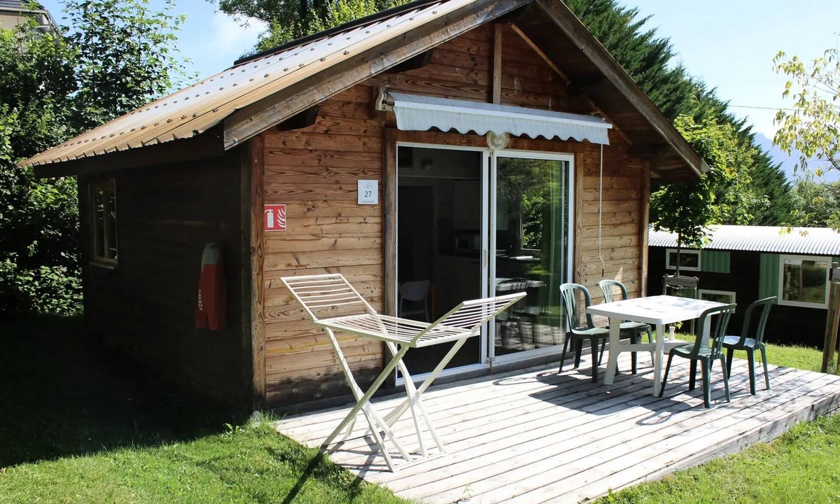 Miribel-les-Echelles Ski Chalet | 27. Chalet Gentiane 24m² Mezzanine 5 persons