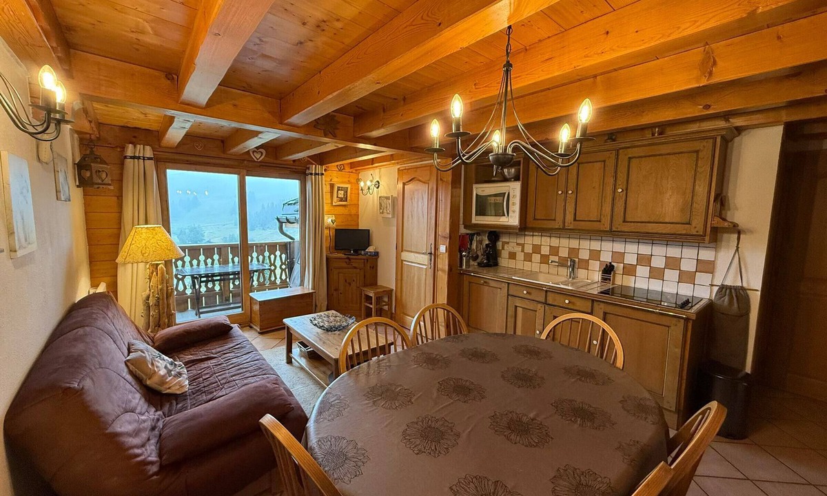 Les Saisies Apartment | 3-room Apartment Les Saisies, 6 pers, balcony, 2 baths, ski locker