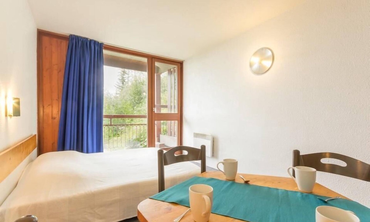 Arc-2000 Apartment | 5th floor, view mountain, balcony, 28m², Les Arcs