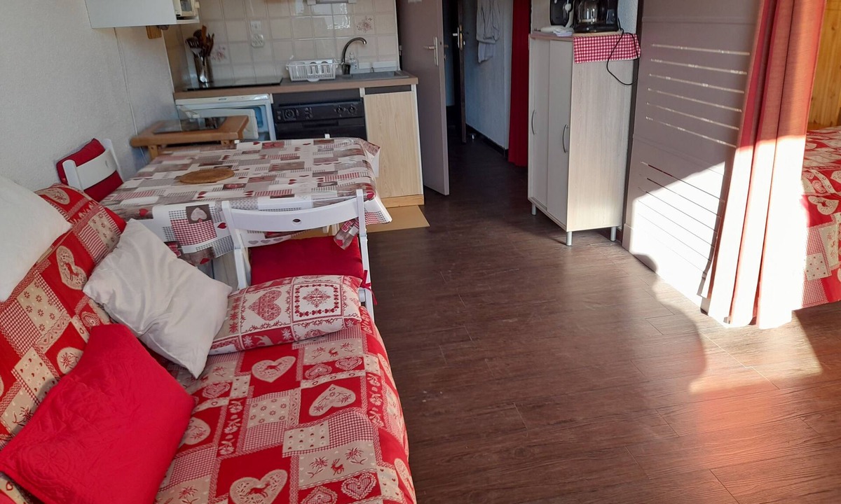 Samoens Apartment | Accommodation for 6 people, Mont Blanc view and at the foot of the slopes