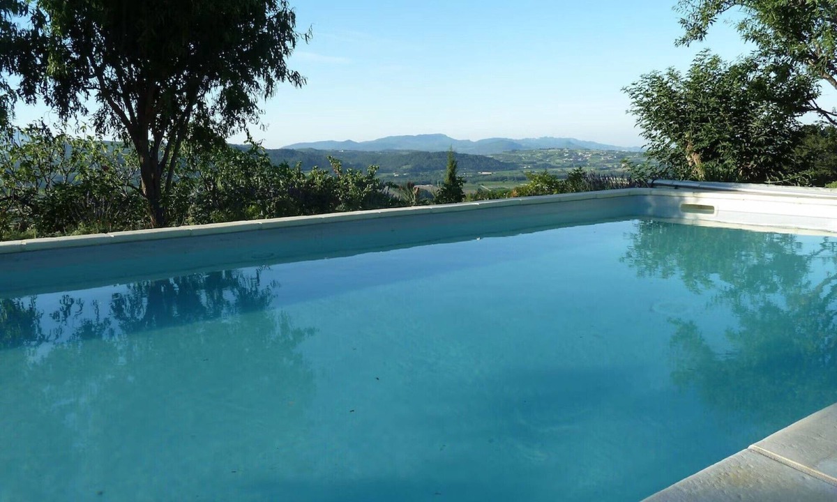 Vinsobres Apartment | Apartment 'La Roseraie Des Côtes' with Private Pool, Private Garden and Wi-Fi