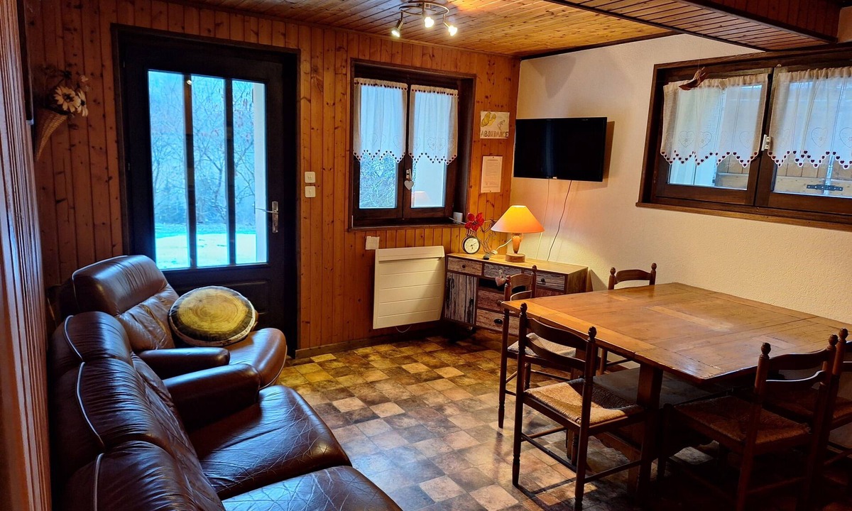 Abondance Apartment | Apartment 'Proche Stations De Ski' with Mountain View, Private Terrace and Wi-Fi