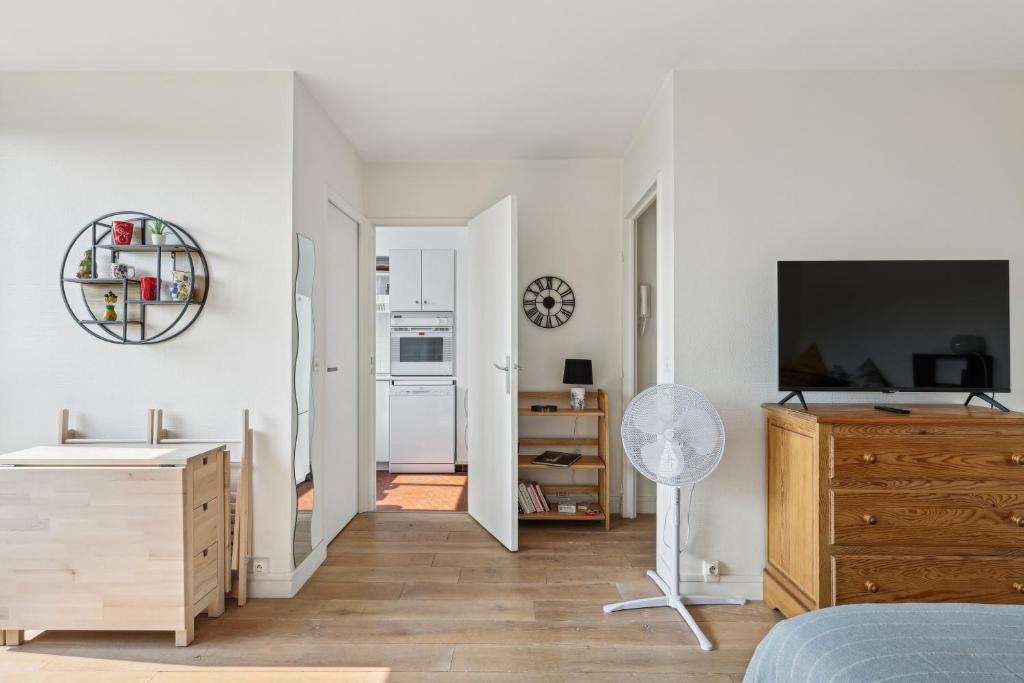 13th Arrondissement Apartment | Appartement calme et lumineux Place d'Italie by Weekome
