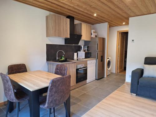Pralognan-la-Vanoise Apartment | Appartement 4 personnes proche des pistes de ski