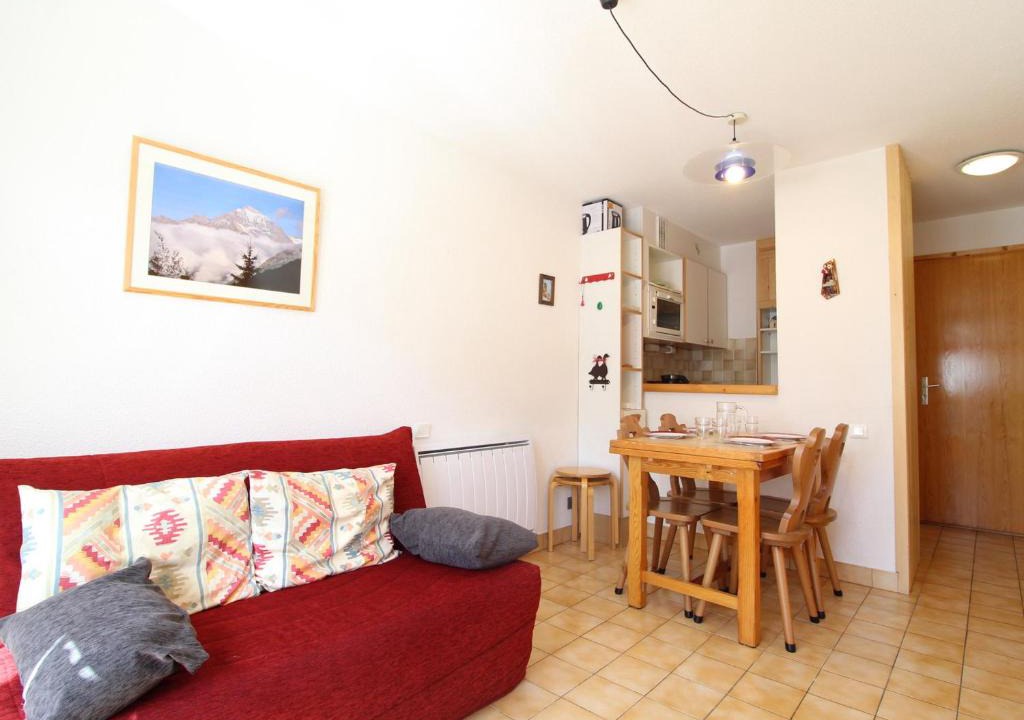 Lanslevillard Apartment | Appartement Lanslevillard, 2 pièces, 4 personnes - FR-1-508-218