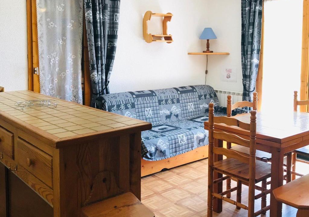 Montalbert Apartment | Appartement lumineux avec accès direct aux pistes et cabine à La Plagne - FR-1-181-2477