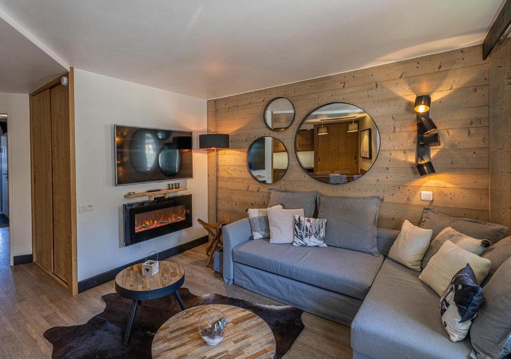 La Perriere Apartment | Appartement rénové au centre de La Tania avec parking - FR-1-568-47