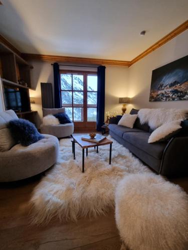 Arc-1950 Apartment | Arc 1950 Appartement de standing Refuge du Montagnard, vue incroyable sur le Montblanc, skis aux pieds Accès spa et piscine