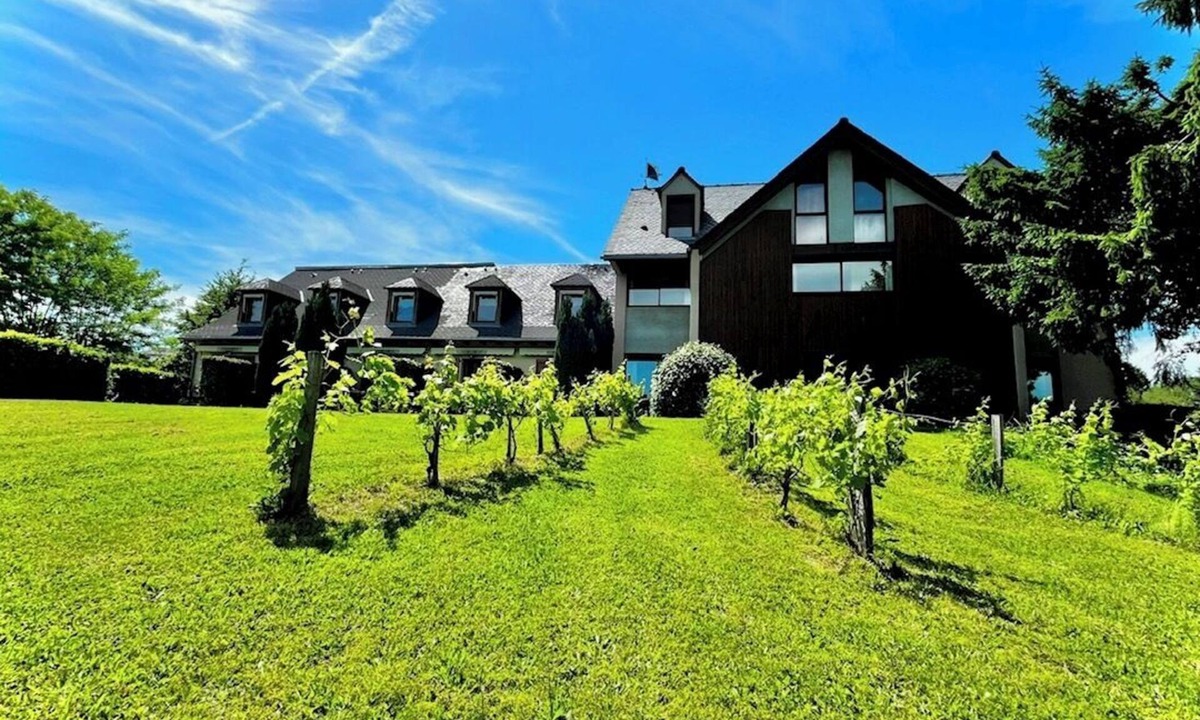 Mur-de-Barrez Hotel | Auberge du Barrez