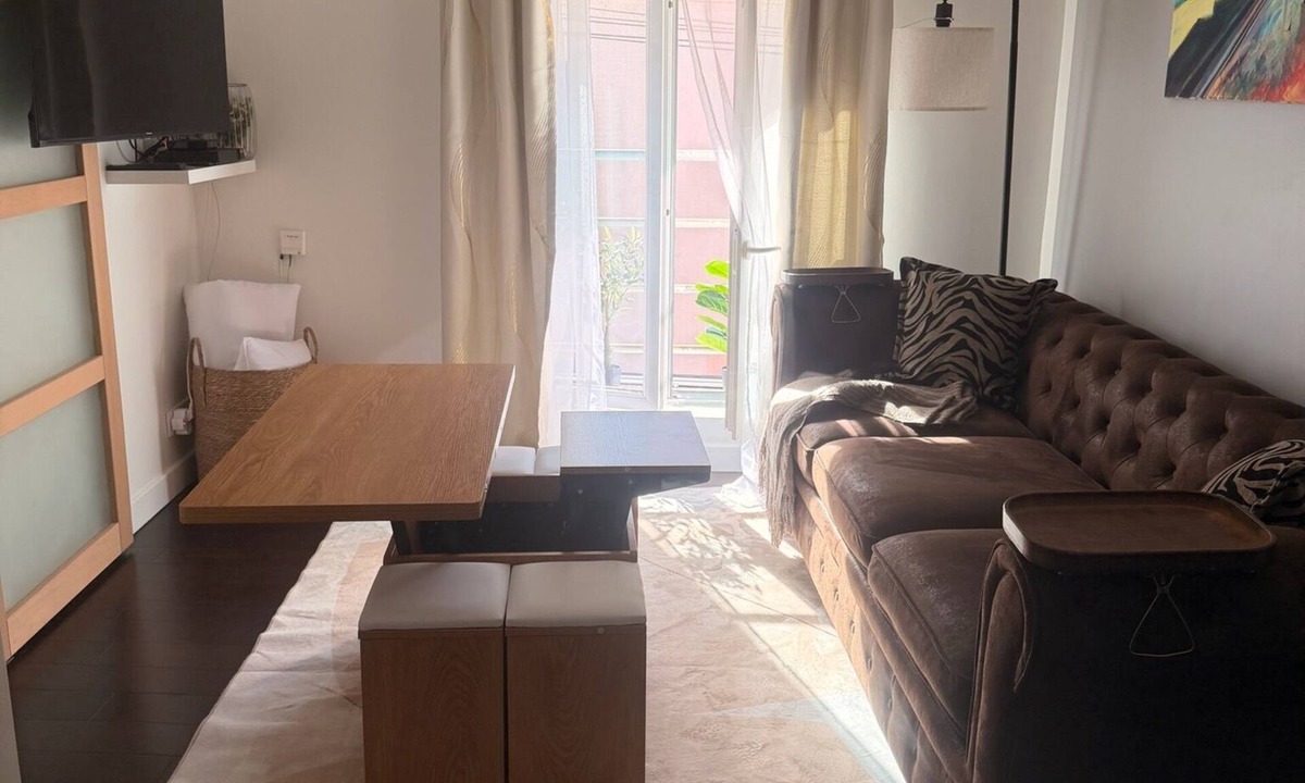 Crecy-en-Brie Apartment | Beautiful central 2-room apartment for 2 or 4 people