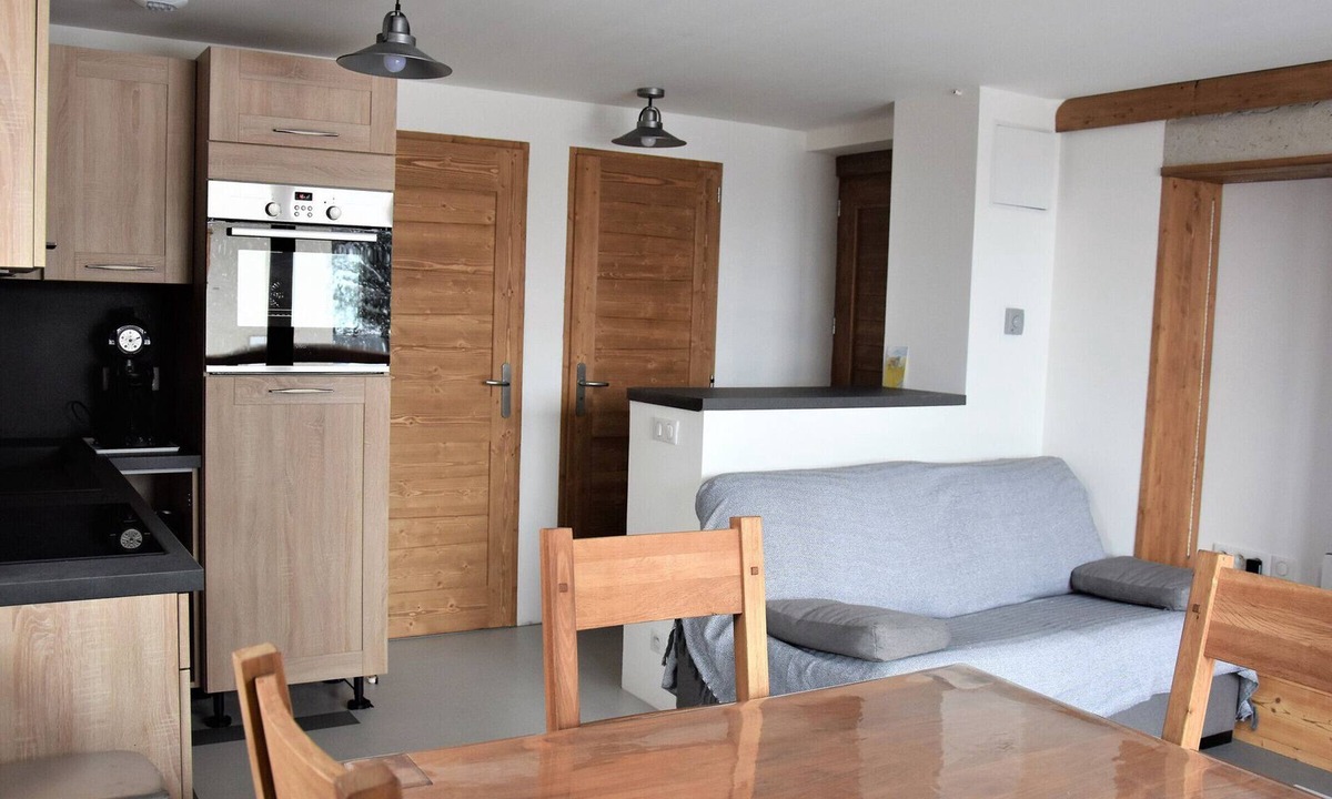 Pralognan-la-Vanoise Apartment | Beautiful new 1-bedroom, south balcony, ideal for 4