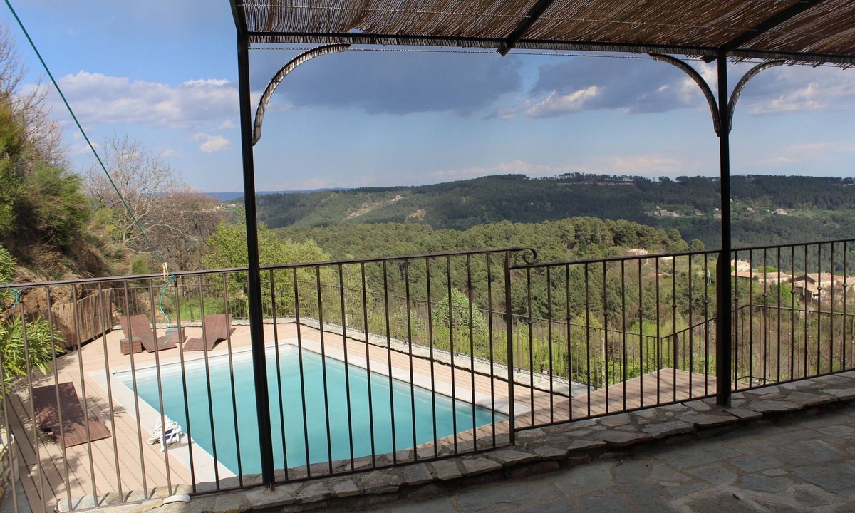 Chassiers House | Beautiful holiday home with breathtaking views of Mont Ventoux