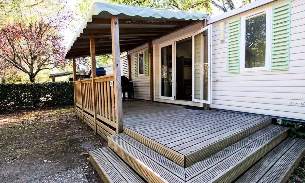Vogue House | Camping Domaine du Cros d'Auzon * - Mobile Home Premium 4 Rooms 6/7 People Air Conditioning + TV