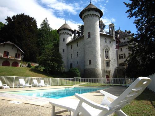 Serrieres-en-Chautagne House | Castle Apartment in France with Pool, cleaning included