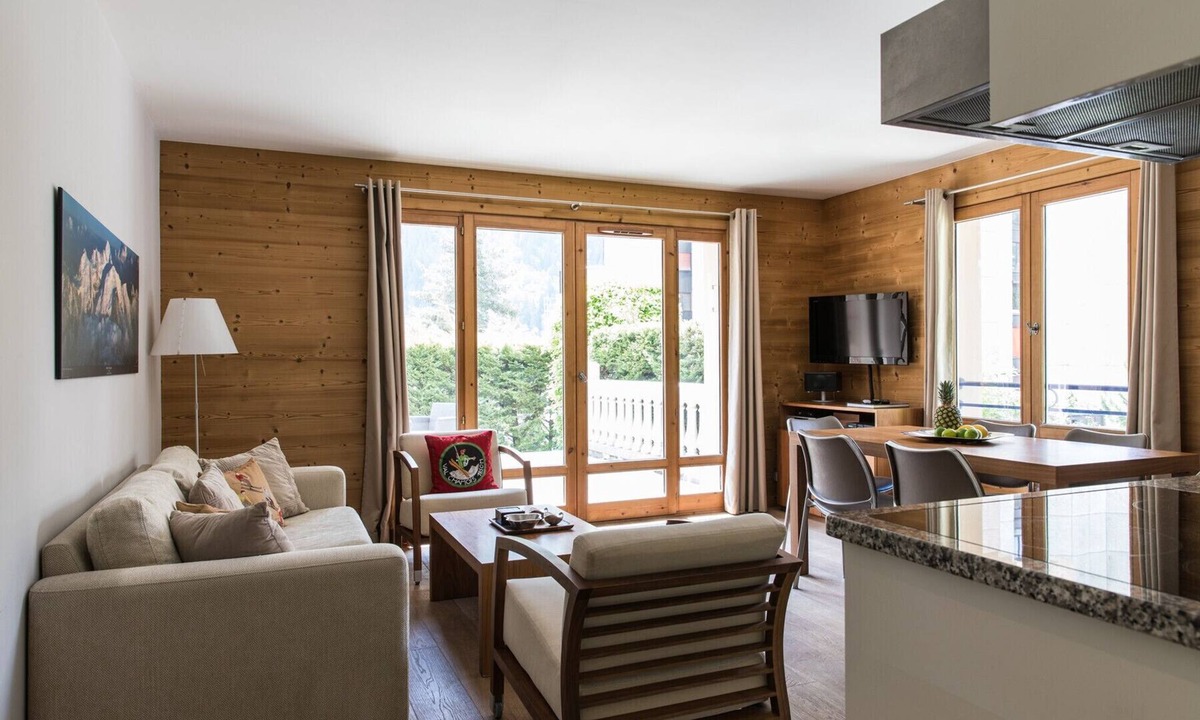 Chamonix City Centre Apartment | Central Apartment With Fabulous Terrace