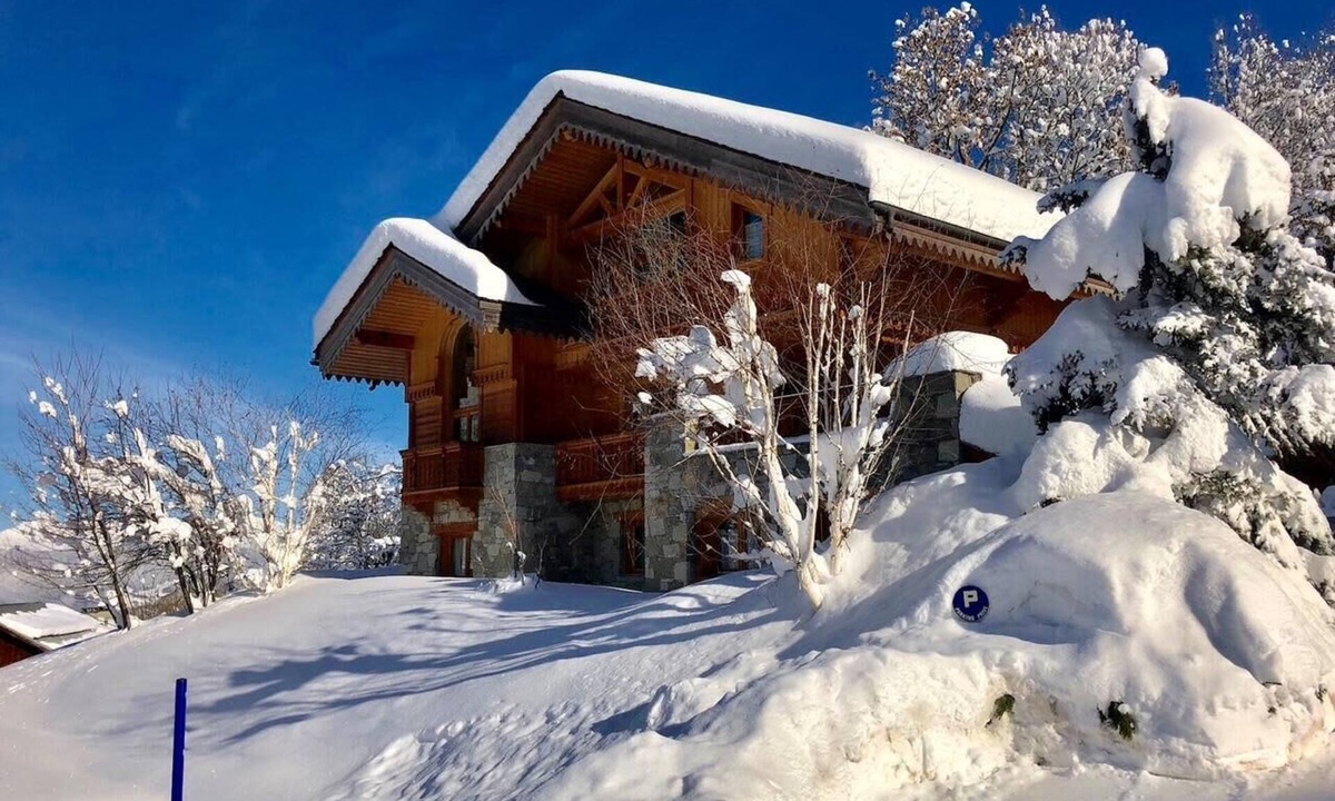Meribel Ski Chalet | Chalet Altaïr with sauna, hot tub and hamam