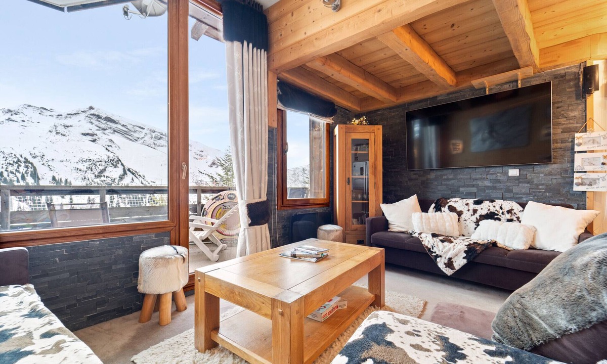 Avoriaz Ski Chalet | Chalet Ardoisière - Luxury 4 bed ski chalet by Avoriaz Chalets
