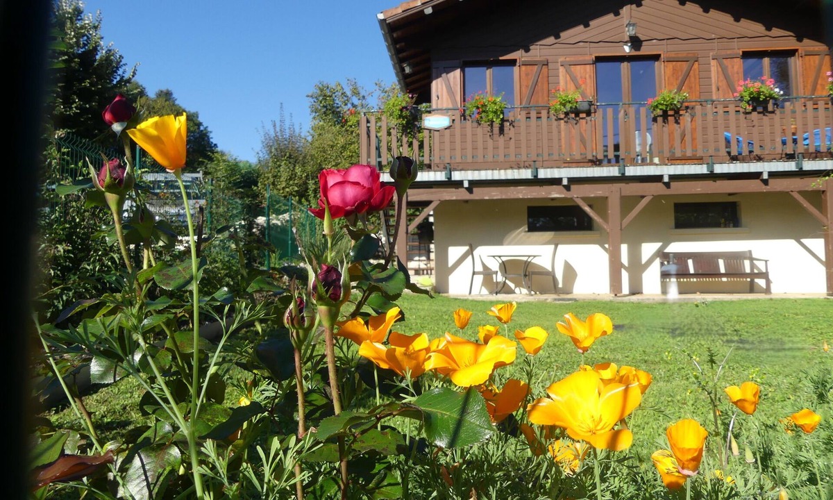 Corveissiat Ski Chalet | Chalet Dans le Revermont, Proche de Lacs et Sentiers de Randonnées. Très Calme