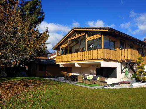 Viuz-en-Sallaz Ski Chalet | Chalet de charme à côté de Genève Annecy Chamonix, vue sur les montagnes, sauna jacuzzi en option