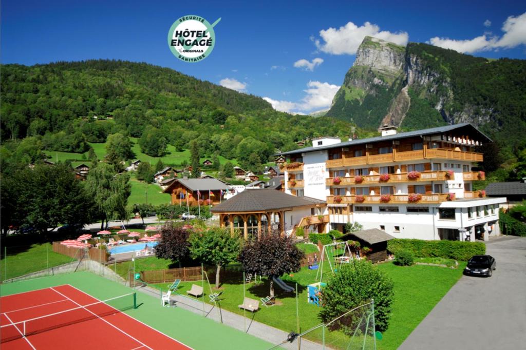 Samoens Hotel | Chalet-Hôtel Neige et Roc, The Originals Relais