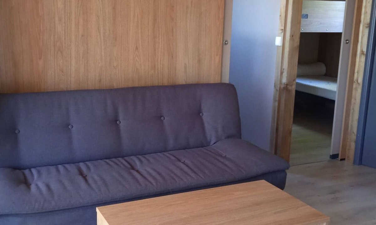 Pleaux Ski Chalet | Chalet pets welcome - 7 guests