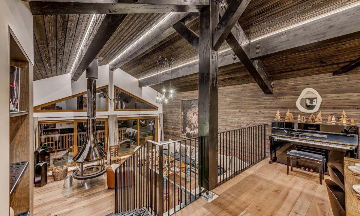 Les Brevieres Ski Chalet | Chalet, view village, swimming pool, sauna, terrace, fireplace or stove, tv, ski locker, 270m²
