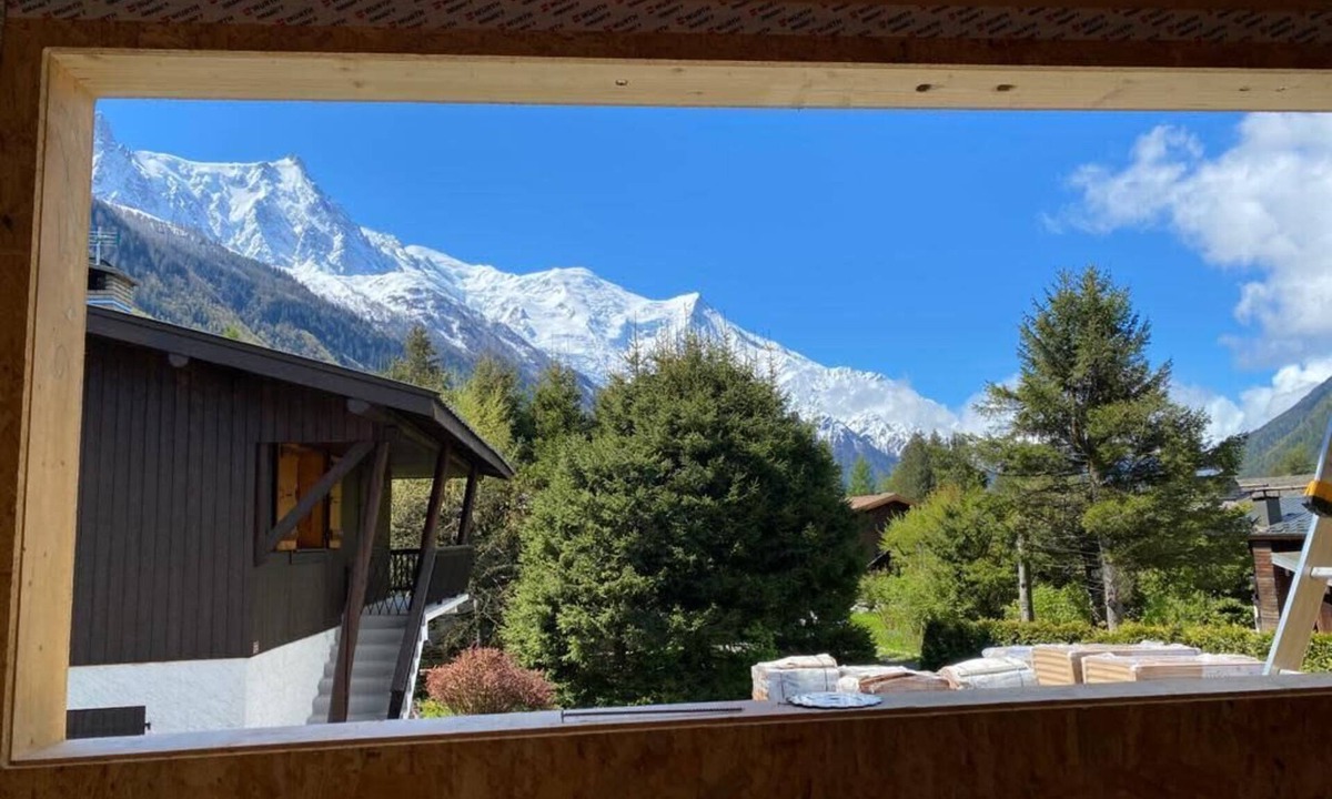 Les Praz-de-Chamonix Ski Chalet | Chalet with breathtaking views of Mont Blanc