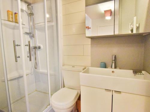 Bernex Apartment | Charmant T2 de 23m² à Bernex, proche pistes et randonnées, avec balcon et tout équipé - FR-1-498-34
