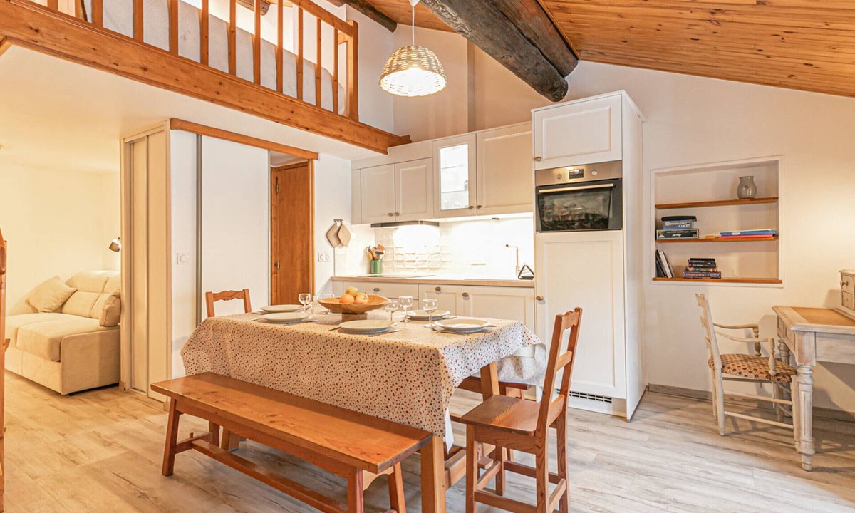 Aussois Apartment | Charming apartment in the village center, 6 ppl, near ski lifts