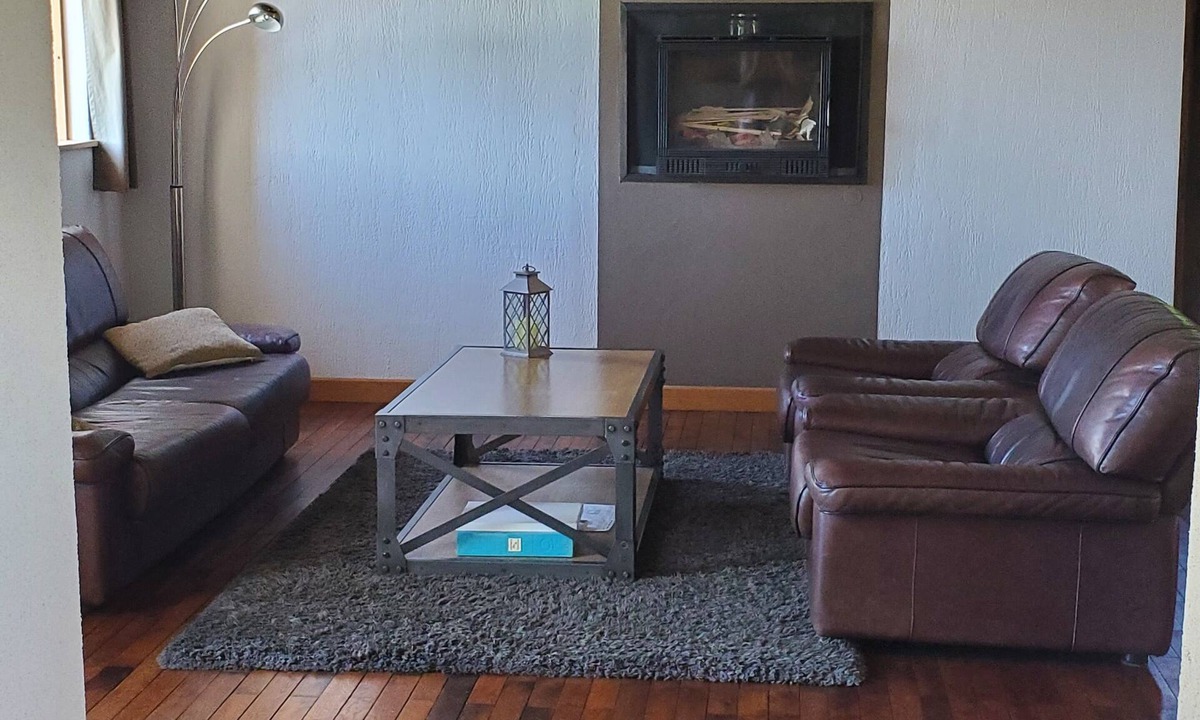 Chirassimont House | Charming house 135m2 av fenced. quiet and dog friendly place
