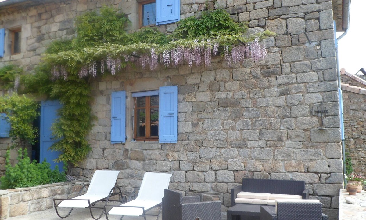 Faugeres Cottage | Charming rental (wifi,Clim) stone house with terrace and magnificent view
