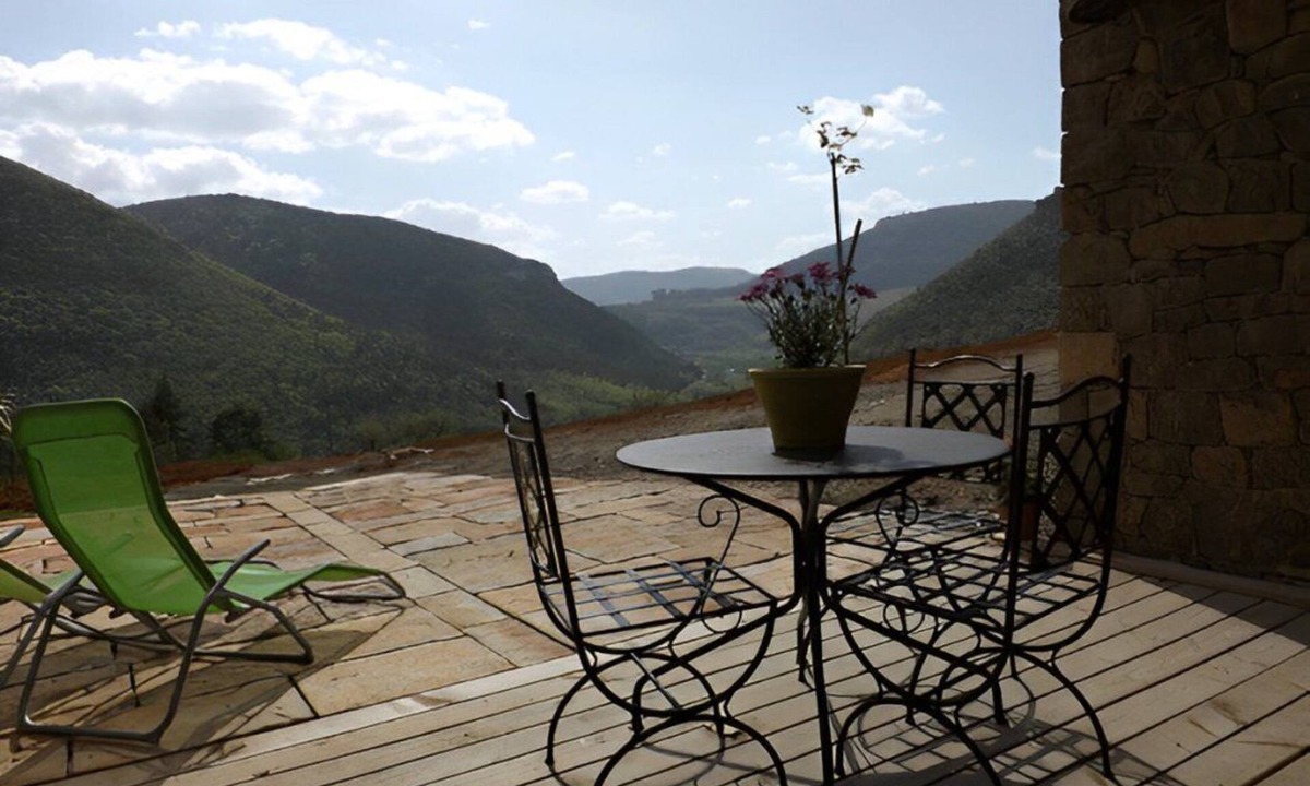 Mostuejouls Apartment | Charming studio at the gateway to the Gorges du Tarn