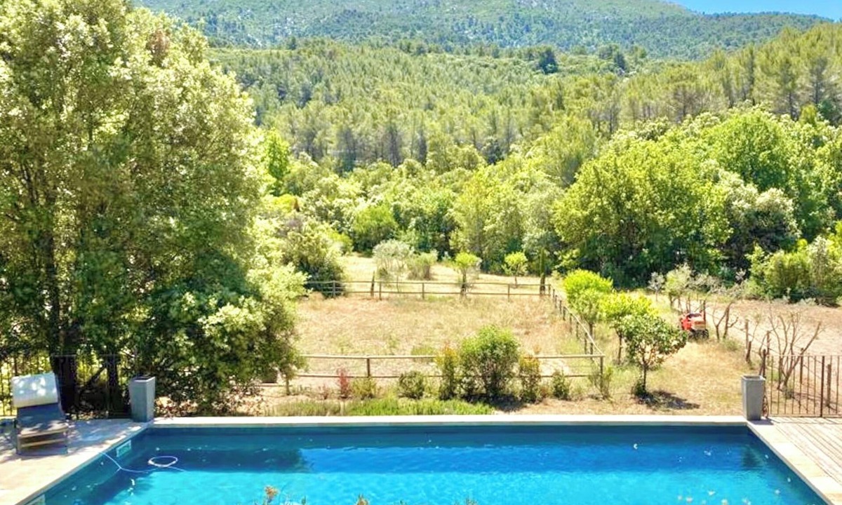 Vauvenargues Villa | Charming Villa Pool & Panoramic Sainte-Victoire View Near Lake & Aix-en-Provence