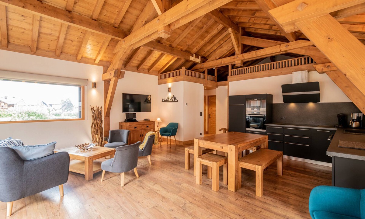 Samoens Ski Chalet | Contemporary chalet in the heart of Samoëns 9 people