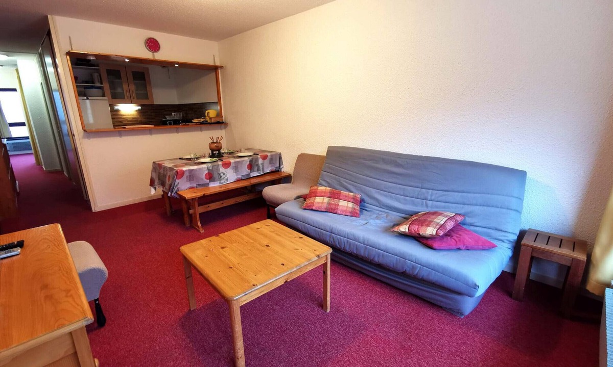Prapoutel Apartment | Cozy 2-Room Cabin Apt, Heart of Prapoutel, Near Lifts & Shops, Sleeps 6