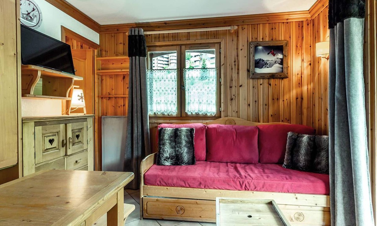 Meribel-Mottaret Apartment | Cozy apartment in Alpages, Méribel Mottaret