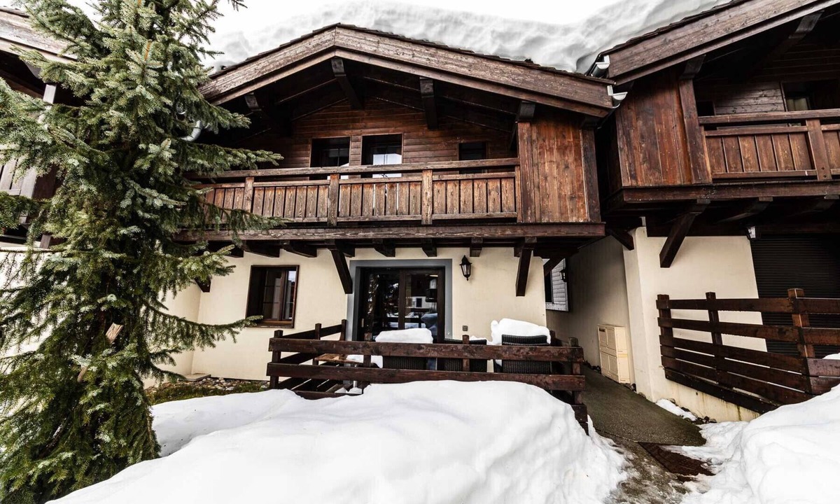 Les Gets Ski Chalet | Cozy ski chalet in Les Gets 400m from the cable cars!