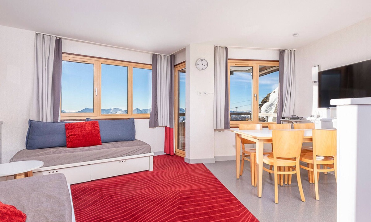 Avoriaz Apartment | Family apartment for 6, large balcony, Avoriaz