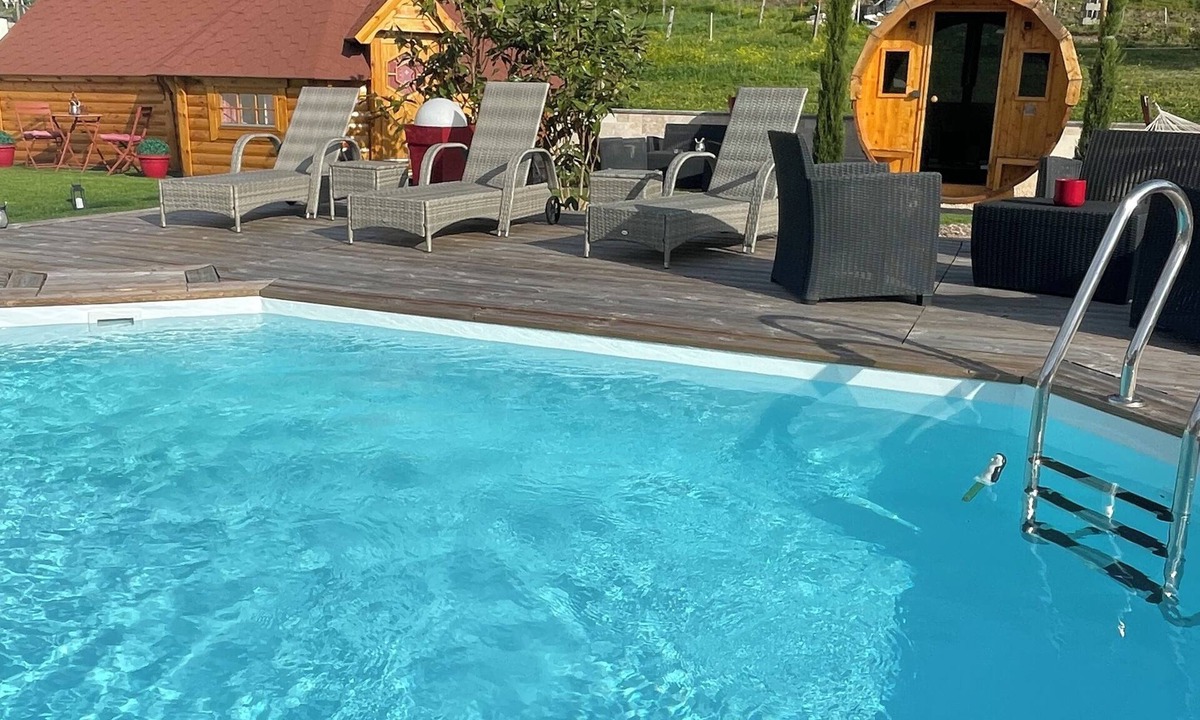 Voissant Ski Chalet | Finnish Kota with Jacuzzi, sauna, heated swimming pool and wellness treatments