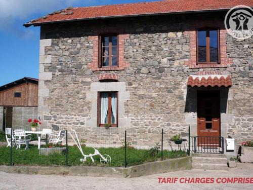 Saint-Heand House | Gîte à la campagne avec animaux acceptés proche Saint-Étienne - FR-1-496-144