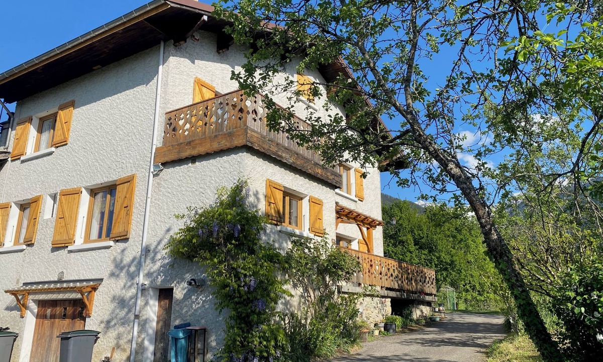 Presle House | Gite au Jay