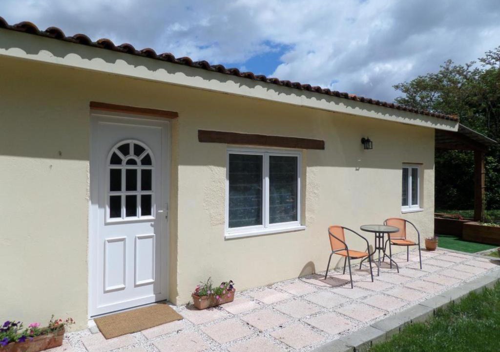 Saint-Nicolas-de-la-Grave House | Gite de Cerisier
