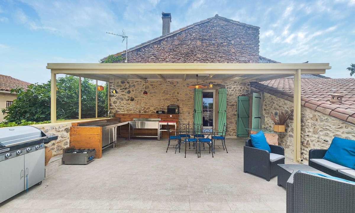 Cessenon-sur-Orb Apartment | Gorgeous apartment in Cessenon-Sur-Orb with WiFi