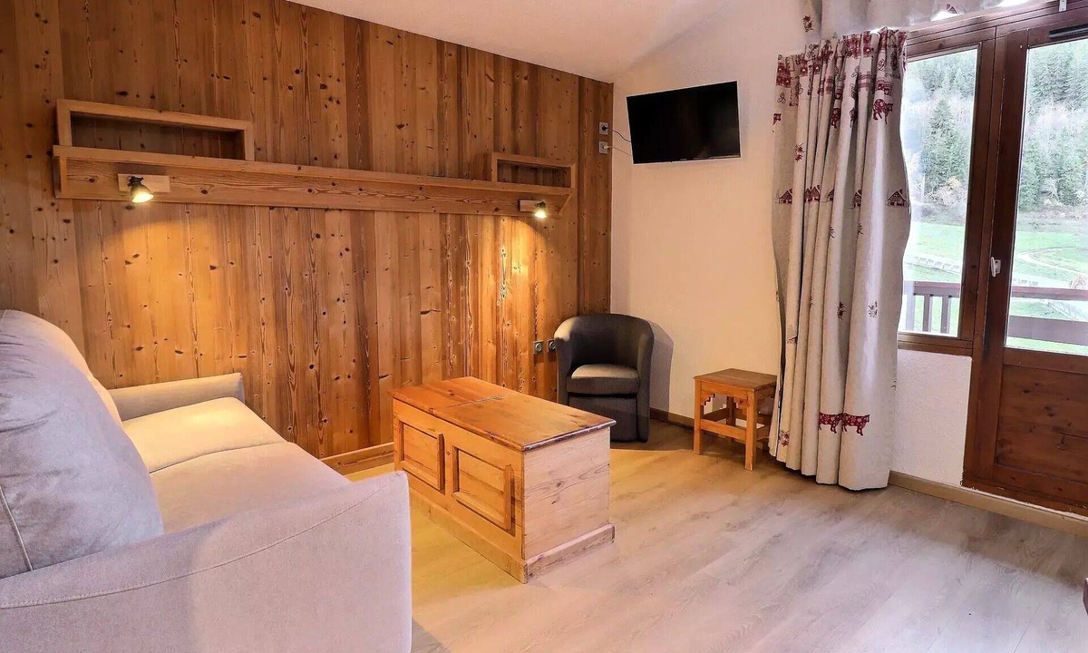 La Perriere Apartment | Grand Bois Residence B - CONFORTABLE 2 PARTS, SKIS TO PIEDS AND NEAR TRADE