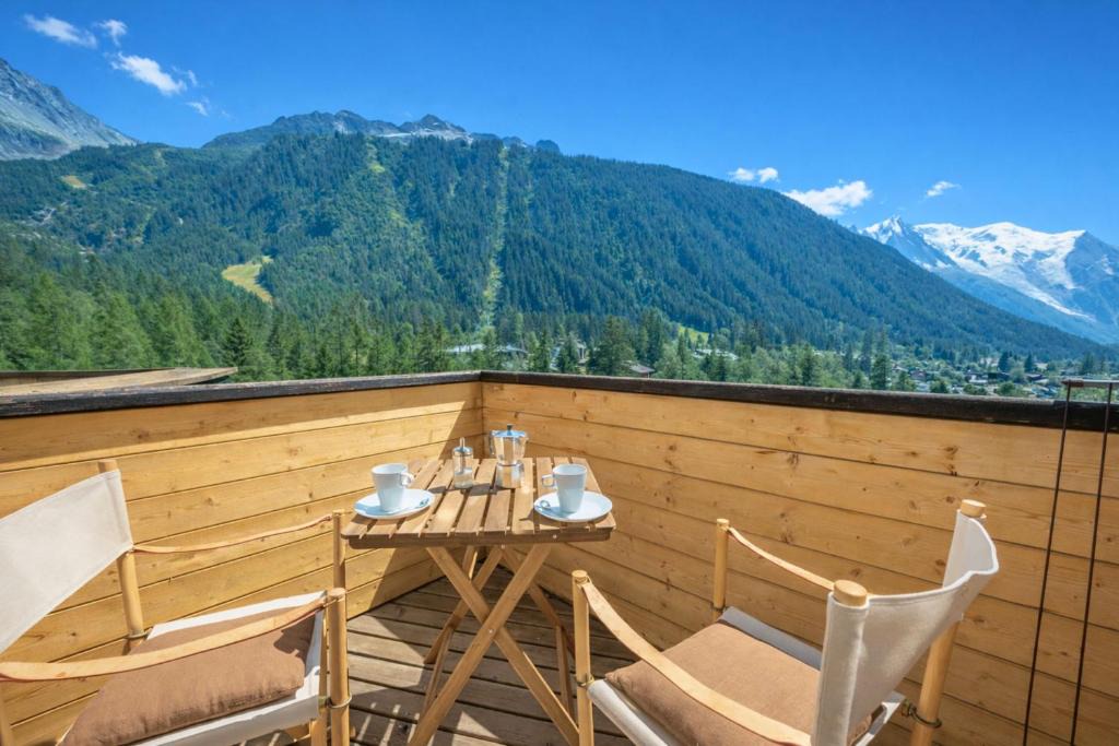 Argentiere Apartment | Grand Roc C412 from Slopes 280m, Mont-Blanc View & Parking - Happy Rentals
