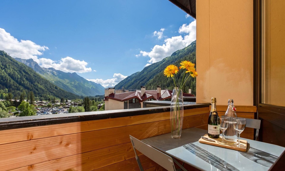 Argentiere Apartment | Grand Roc C411 280m from Slopes, Mont-Blanc View, Parking & WiFi, Argentière (Chamonix), France